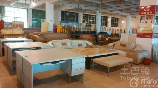 貨源告急 舊貨回收店的收貨窘境與市場連鎖反應(yīng)